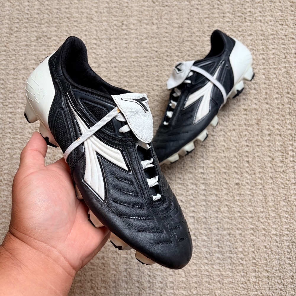 Diadora Soccer Cleats Black White Studded Athletic Shoes Womens 8